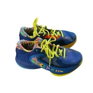 YOUTH Nike ZOOM FREAK 4 SE GS 'KALEIDOSCOPE' 3.5Y Giannis Basketball Shoes